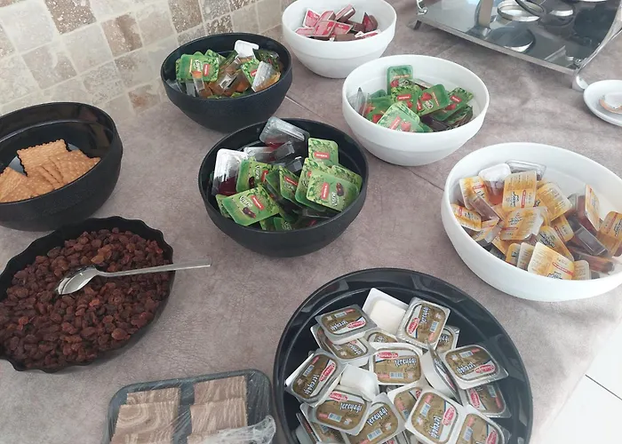 Отель Celeste *