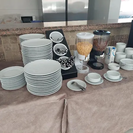 Celeste Ξενοδοχείο Φετιγιέ